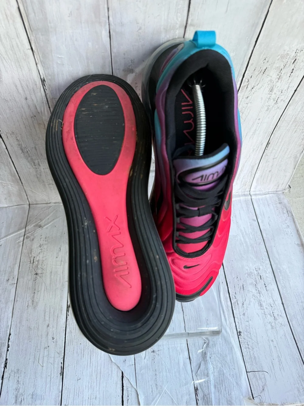 🇺🇸 Nike Air Max 720 Red Gradient Men’s  Size 12